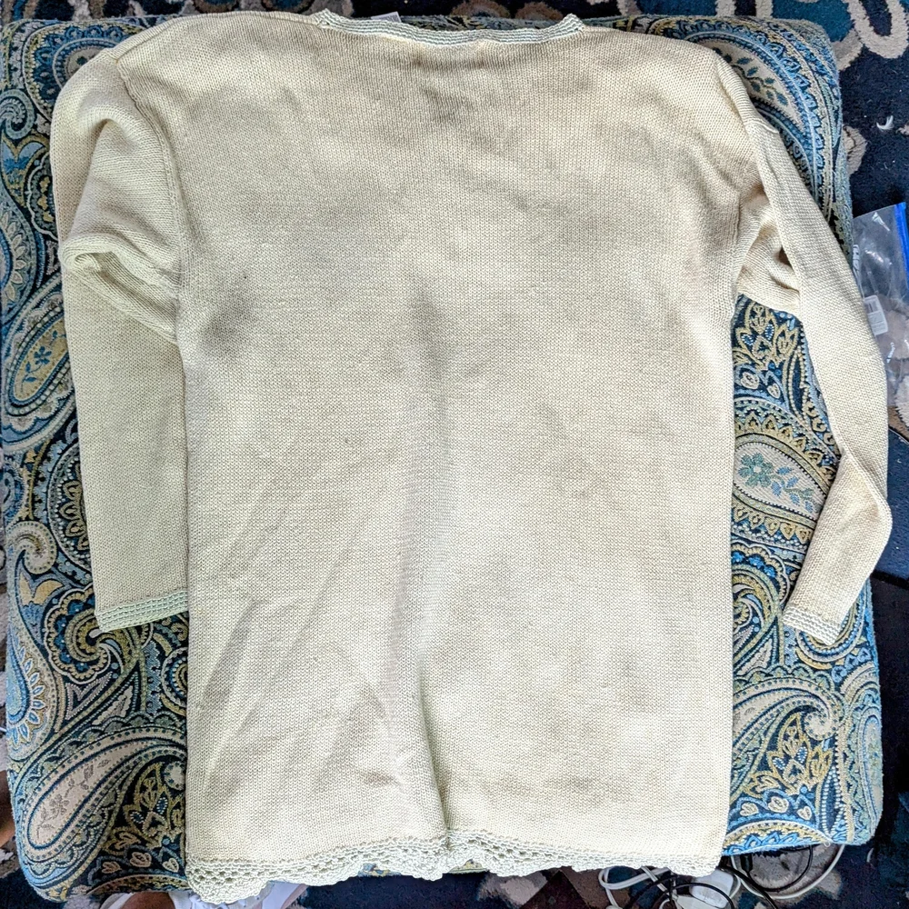 Carolyn Taylor Cream Sweater with Lace Details - Picture 8 of 10